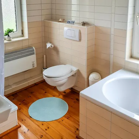 Bollhagen Holiday home Neuhof (Satow)