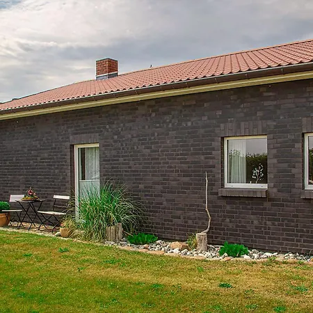 Bollhagen Holiday home Neuhof (Satow)